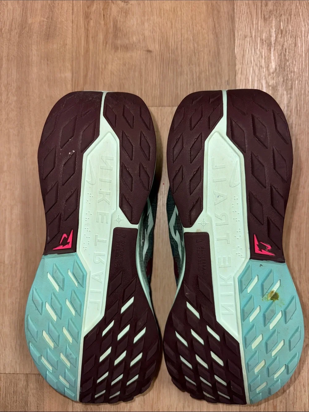 Nike PegasusTrail 5 Running Shoes - Green Mint and Maroon Accents